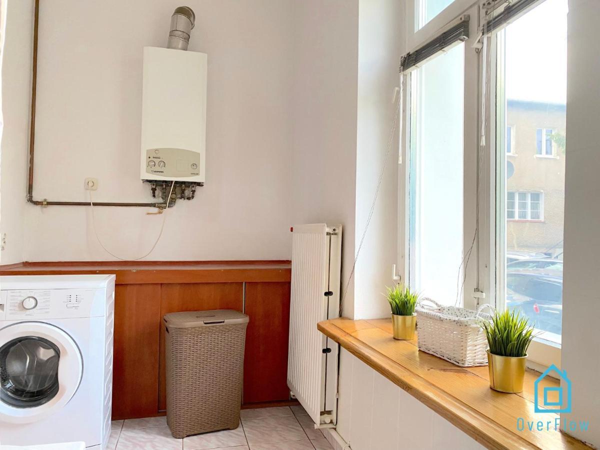 Square Room - 20 Minutes To Gdansk Old Town & Seaside Buitenkant foto